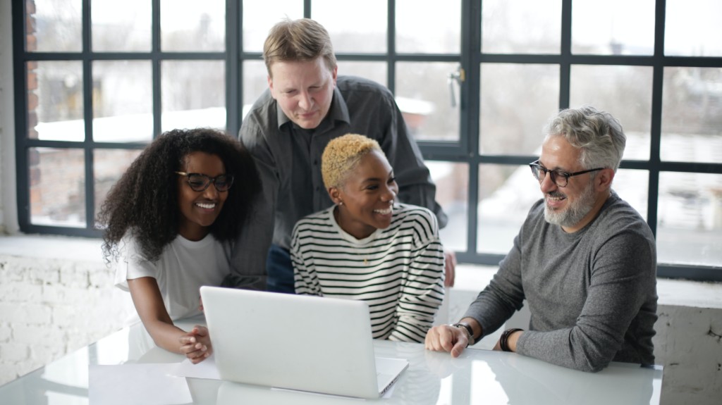 Helping-new-buyers-learn-the-ropes